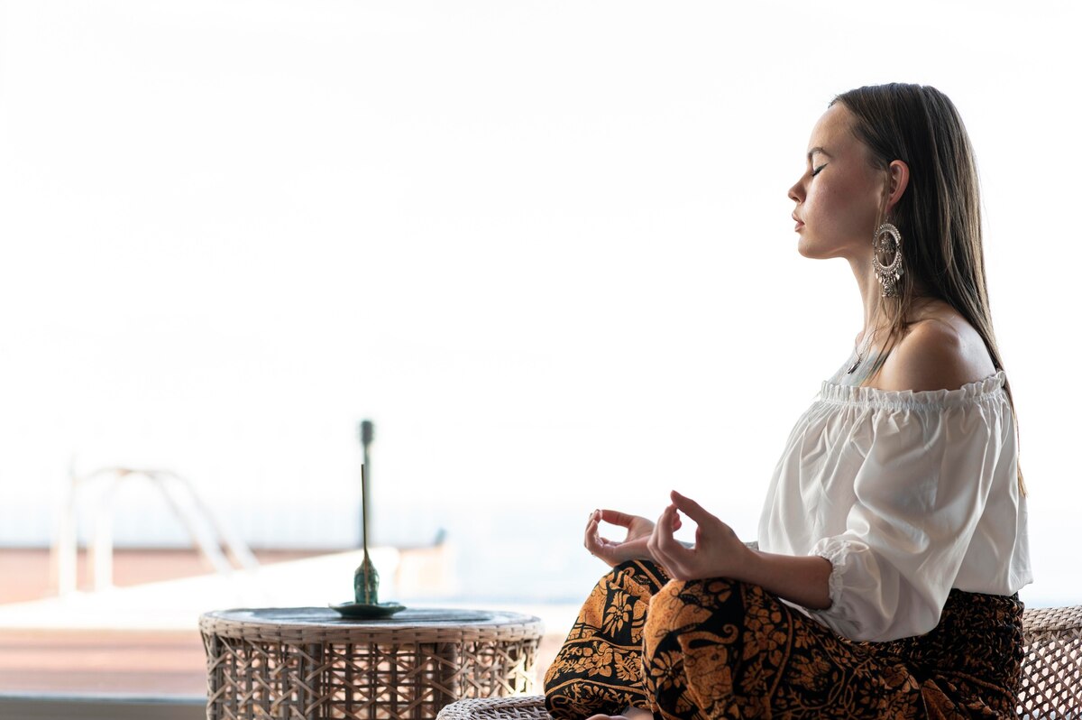 Mindfulness and Creativity: How Meditation Can Boost Cognitive Flexibility